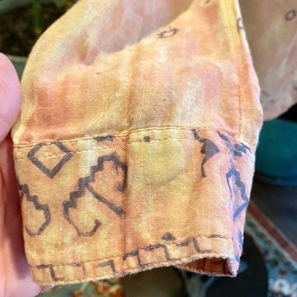 Urban Outfitters boho Aztec print button down - Picture 10 of 11